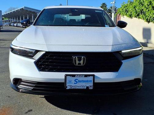 Platinum White Pearl 2026 Honda Accord Hybrid Sport-L