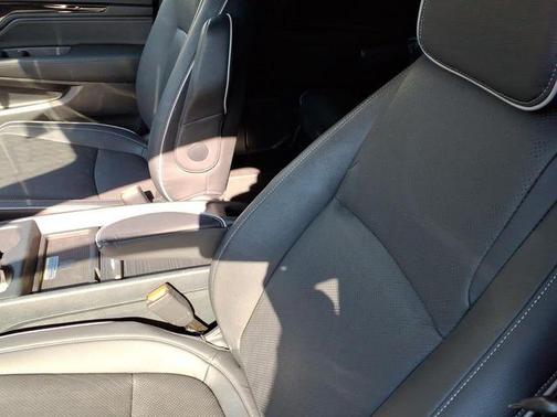 Sonic Gray Pearl 2023 Honda Odyssey Elite