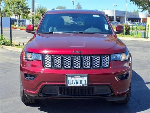 2019 Jeep Grand Cherokee Altitude