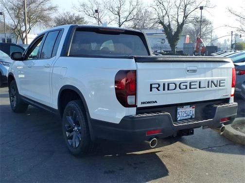 2025 Honda Ridgeline Sport