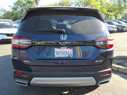 2023 Honda Pilot AWD Elite