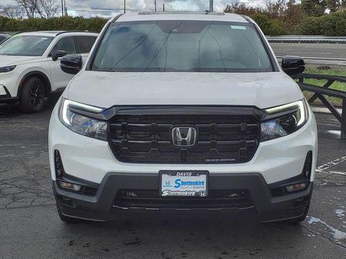 2025 Honda Ridgeline Black