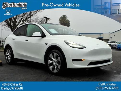 2023 Tesla Model Y Long Range Dual Motor All-Wheel Drive