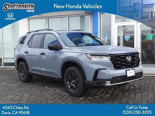 2025 Honda Pilot TrailSport