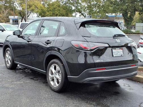 2025 Honda HR-V LX