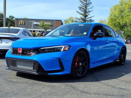 Boost Blue Pearl 2025 Honda Civic Type R