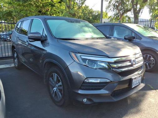 Modern Steel Metallic 2018 Honda Pilot EX-L