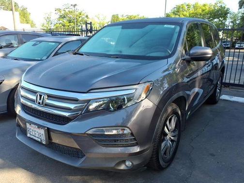Modern Steel Metallic 2018 Honda Pilot EX-L