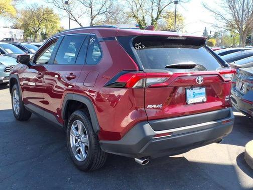 2025 Toyota RAV4 Hybrid XLE