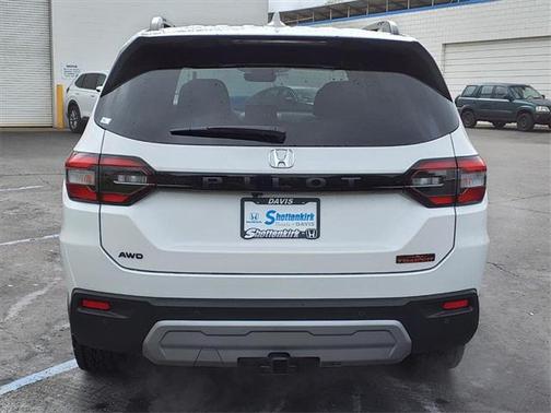 2025 Honda Pilot TrailSport