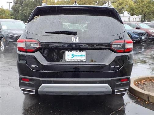 2025 Honda Pilot Elite
