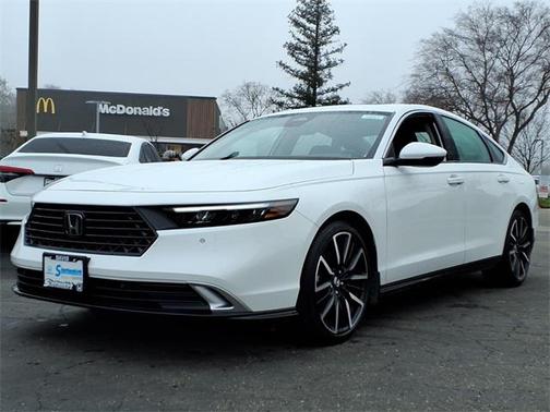 2024 Honda Accord Hybrid Touring