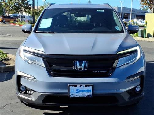 2022 Honda Pilot AWD Black Edition