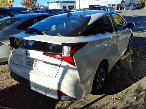2019 Toyota Prius L