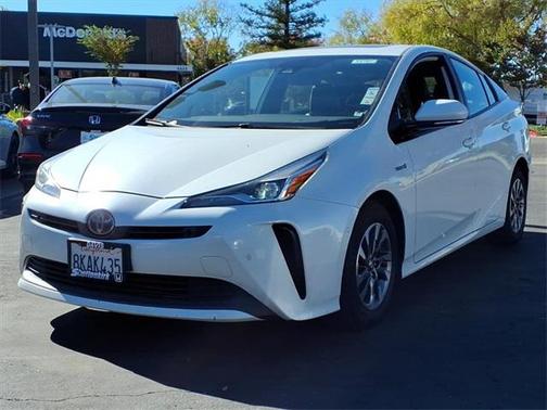 2019 Toyota Prius L