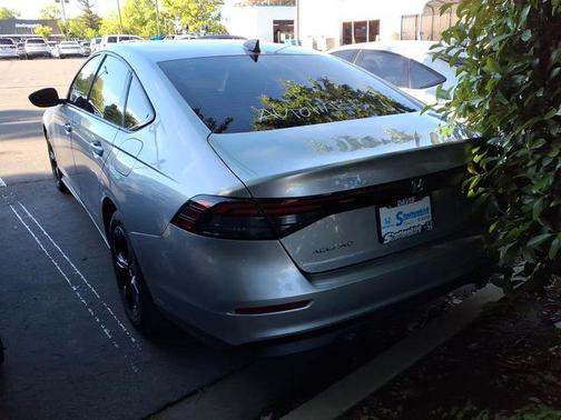 Solar Silver Metallic 2025 Honda Accord SE