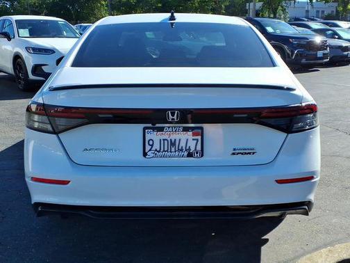 Platinum White Pearl 2024 Honda Accord Hybrid Sport-L