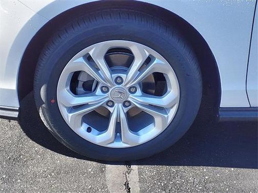 2025 Honda Accord LX 1.5T