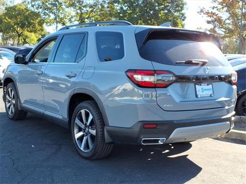 2023 Honda Pilot AWD Elite