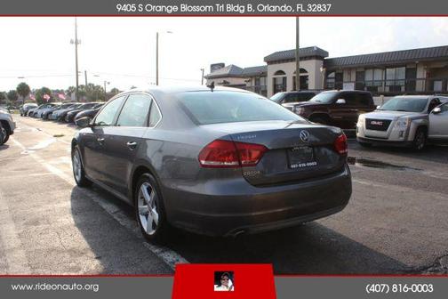 2012 Volkswagen Passat 2.5 SE