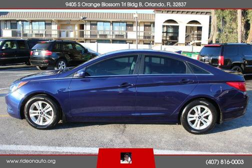 2012 Hyundai SONATA GLS