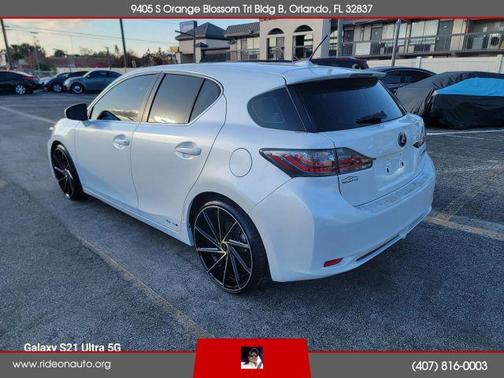 2011 Lexus CT 200h 