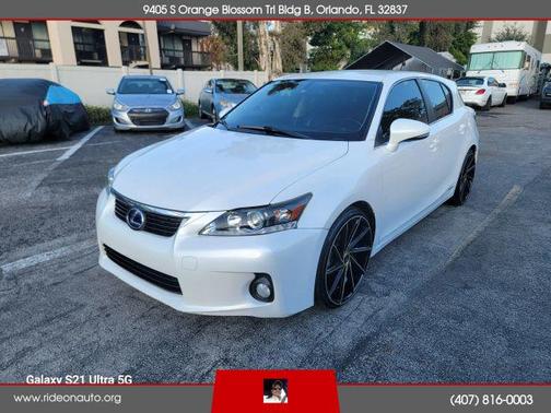 2011 Lexus CT 200h 
