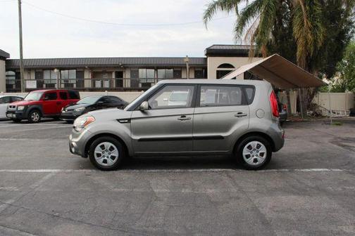 2013 Kia Soul Base