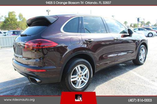 2016 Porsche Cayenne Base