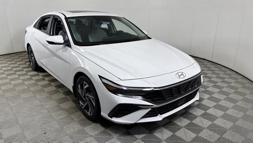 2025 Hyundai ELANTRA Limited