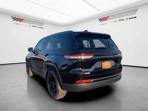 2024 Jeep Grand Cherokee Laredo