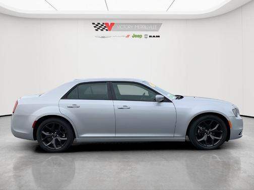 2023 Chrysler 300 S