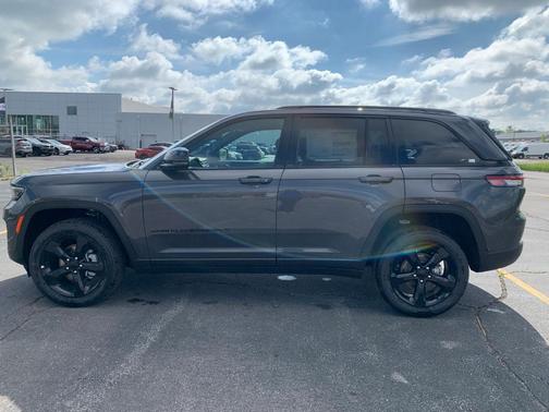 2025 Jeep Grand Cherokee Limited