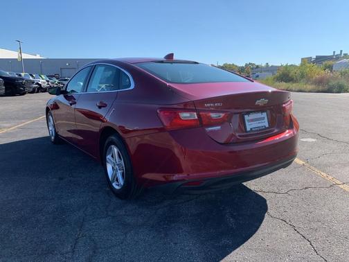 2024 Chevrolet Malibu LT
