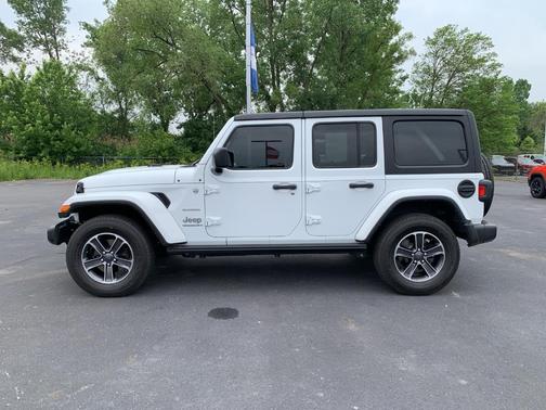 2023 Jeep Wrangler Sahara