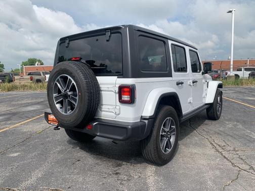 2023 Jeep Wrangler Sahara