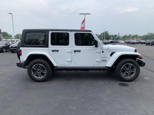 2023 Jeep Wrangler Sahara