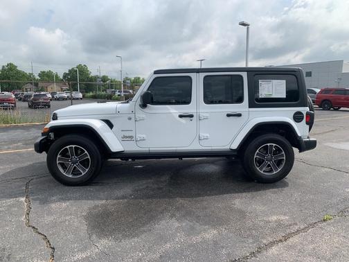 2023 Jeep Wrangler Sahara
