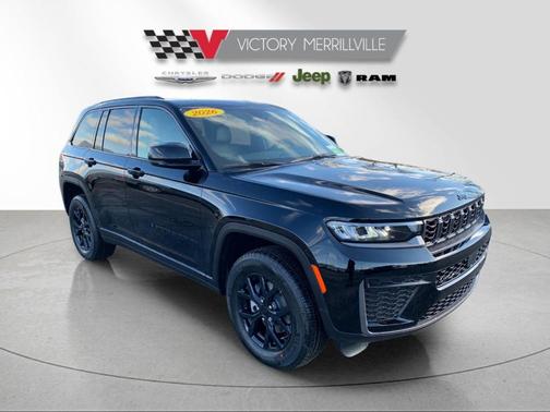 Diamond Black 2026 Jeep Grand Cherokee Laredo
