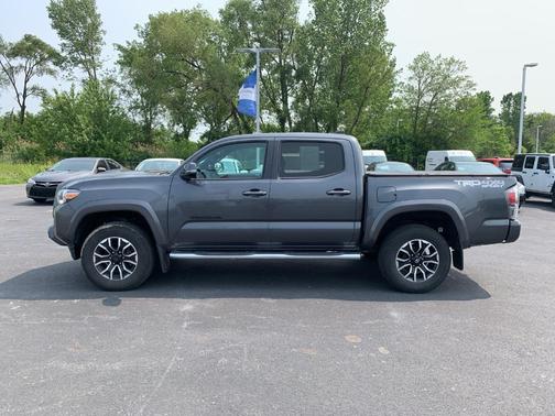 2022 Toyota Tacoma TRD Sport