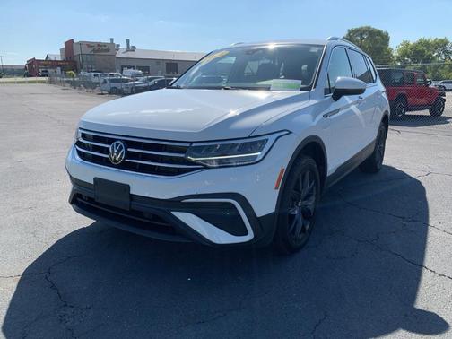 2024 Volkswagen Tiguan 2.0T SE