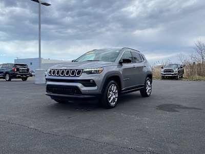 2023 Jeep Compass Latitude Lux