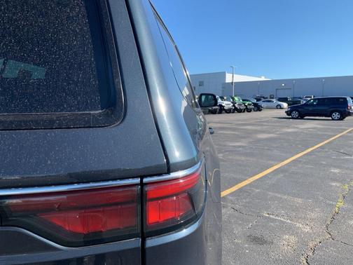 2024 Jeep Wagoneer Series III