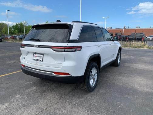2025 Jeep Grand Cherokee Laredo X