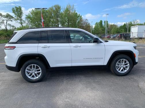 2025 Jeep Grand Cherokee Laredo X