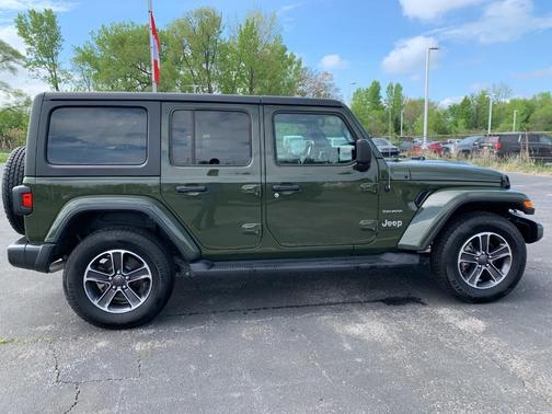 2023 Jeep Wrangler Sahara