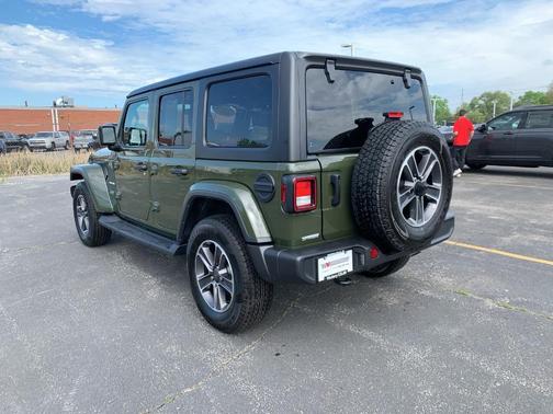 2023 Jeep Wrangler Sahara