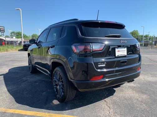 2022 Jeep Compass Altitude