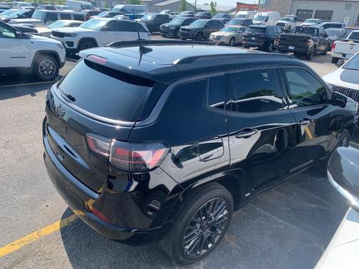 2022 Jeep Compass Altitude
