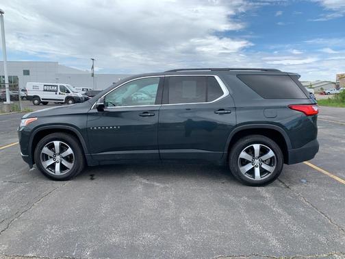 2020 Chevrolet Traverse LT Leather